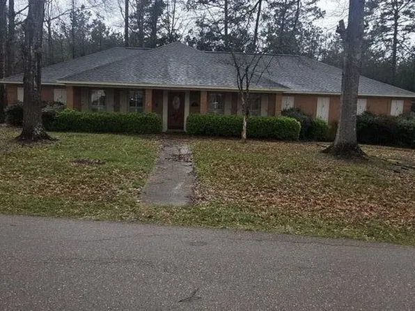 119 Lacy St, Calhoun City, MS 38916