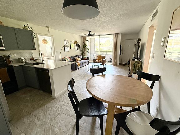 4th image of 621 Lyons Rd APT 9102