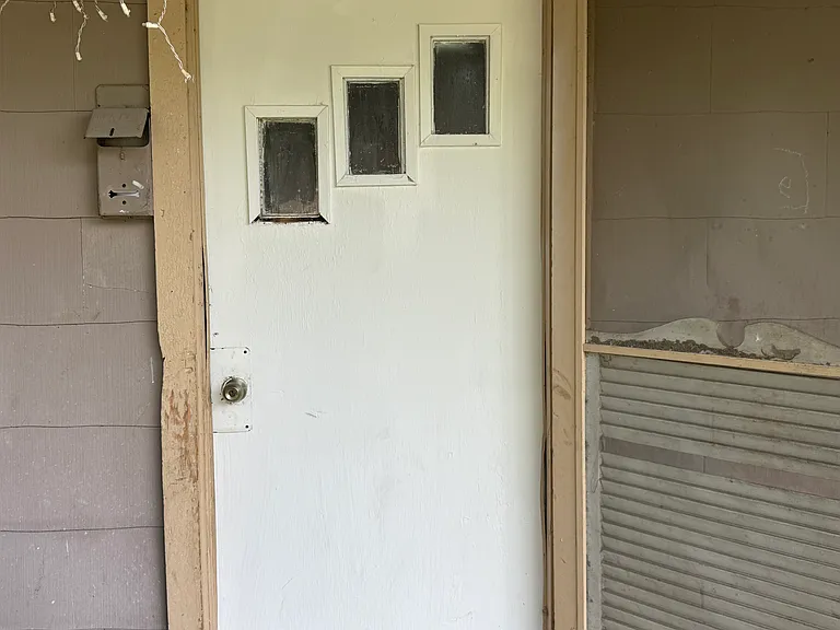803 Cherry St — Photo 2