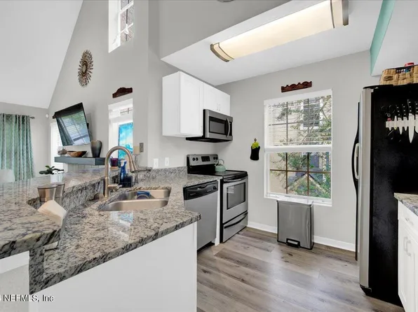 13703 RICHMOND PARK Drive #2409, Jacksonville, FL 32224