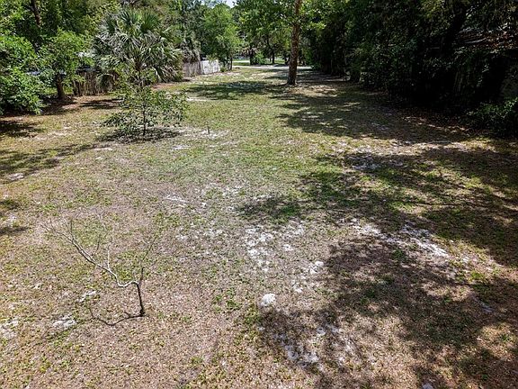 2nd image of 333 Old Ferry Dock Rd