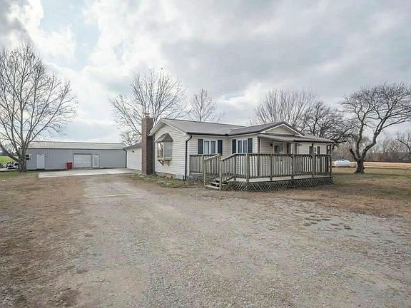 2nd image of 3970 NW Lawton Rd