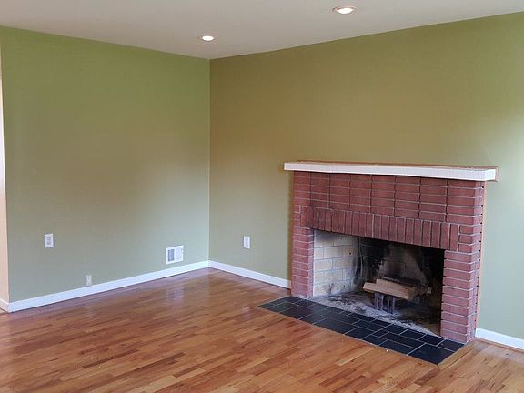 5th image of 4721 Flower Valley Dr