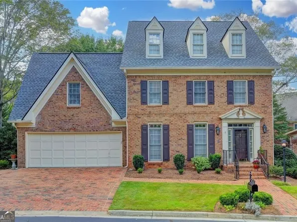 1960 Clairborne Ct, Dunwoody, GA 30338