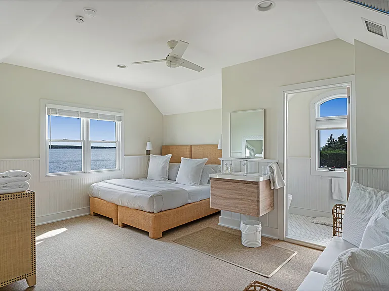 121 Sunset Beach Rd — Photo 14