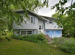 N3157 Lakeview Dr W, Markesan, WI 53946