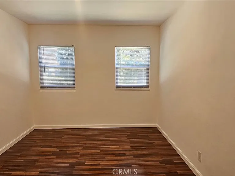 208 N Olive Ave — Photo 6
