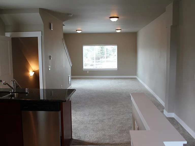 2902 S 40th St #B — Photo 5