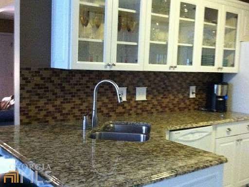 4th image of 21 Mosswood Dr