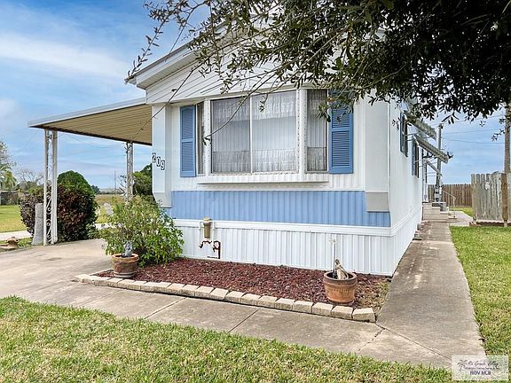 3rd image of 209 Cooper Ln