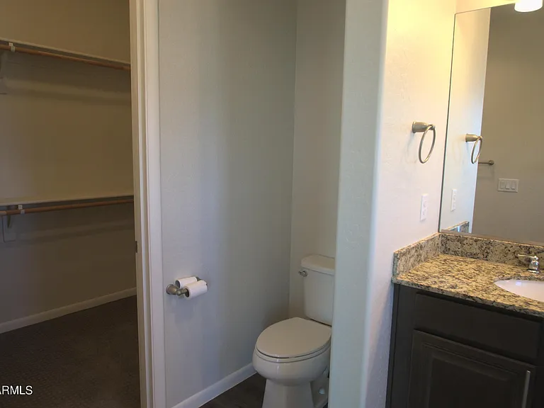 2090 S Dorsey Ln #1046 — Photo 36