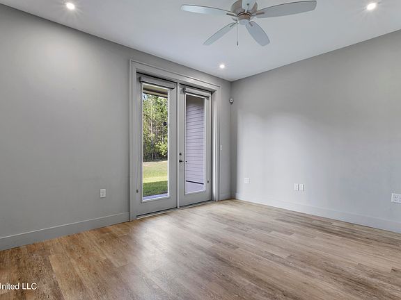 2nd image of 2501 Bienville Blvd #513