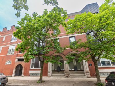 2207 W Race Ave #1, Chicago, IL, 60612