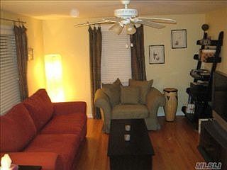 3rd image of 24 Livingston St