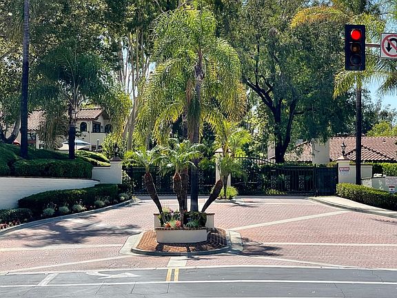 3rd image of 1775 Biarritz St #B