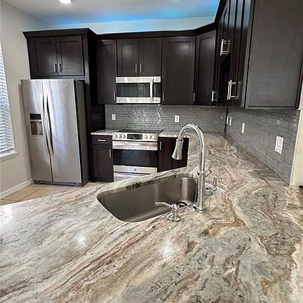 3rd image of 6410 S Goldenrod Rd