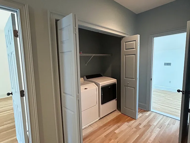 8 Rivoli Ln — Photo 17