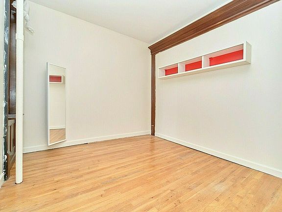 4th image of 147 W 111th St #A7