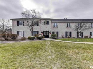 3124 Huntington Woods Dr, Springfield, IL 62704