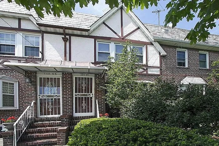 16007 84th Ave photo 1