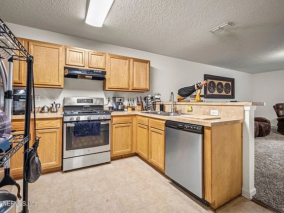 5th image of 8314 Oden Ave