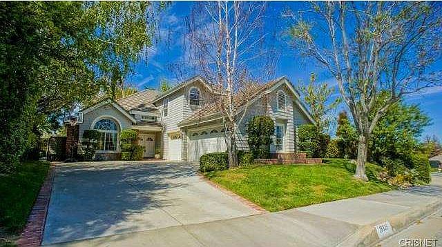 1st image of 26335 Woodlark Ln