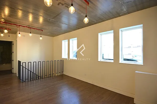 Rented by Yaffa Realty LLC | media 22