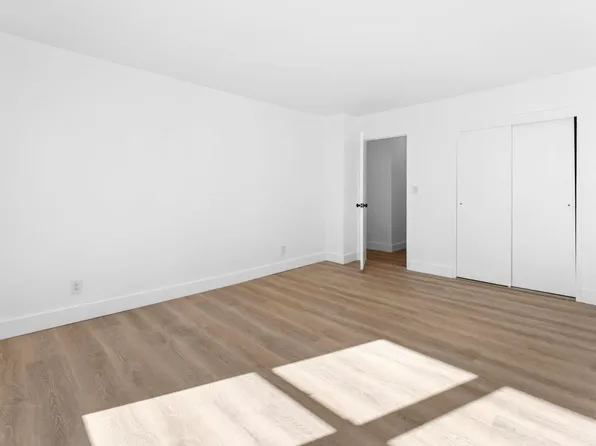 10 Huron Avenue image 18 of 33