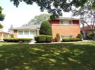 9751 Kedvale Ave, Skokie, IL