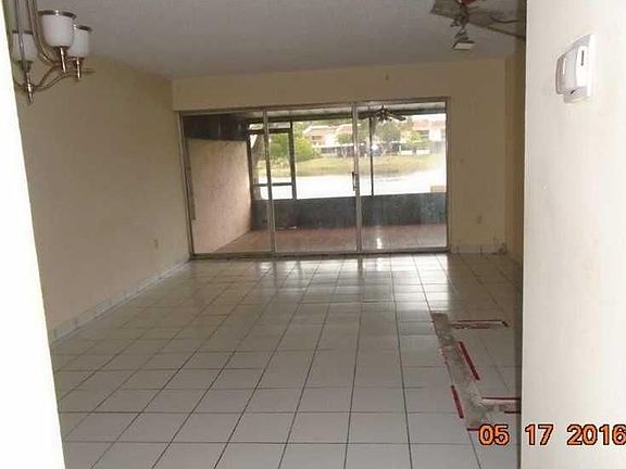 5th image of 14315 Kendale Lakes Circle Aka Sw 62 St