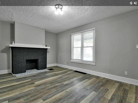 5th image of 912 Oakwood Ave