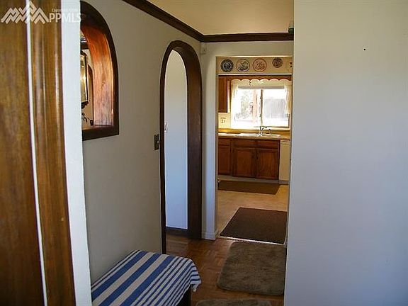 3rd image of 6330 Pawnee Cir