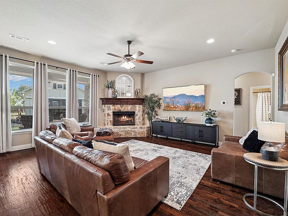 5th image of 112 Shepherds Hill Rd