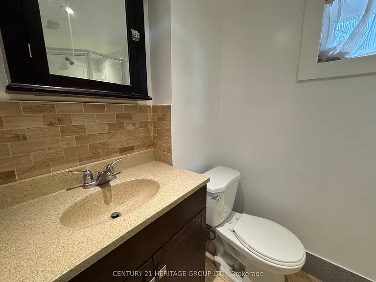 24 Hutton Ave — Photo 12