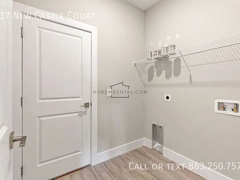 217 Newcastle Ct — Photo 32