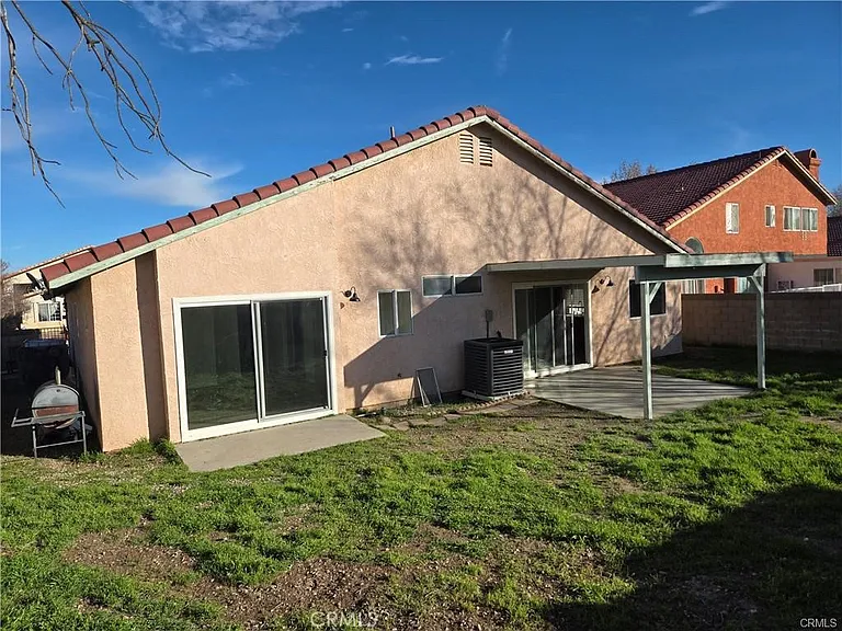 44707 Cerisa St — Photo 17