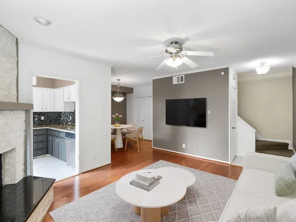 4130 Proton Dr APT 6D, Addison, TX 75001