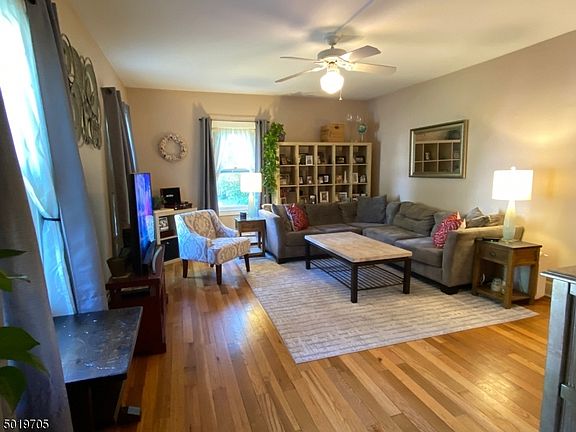 4th image of 159 Park St #C0005-5