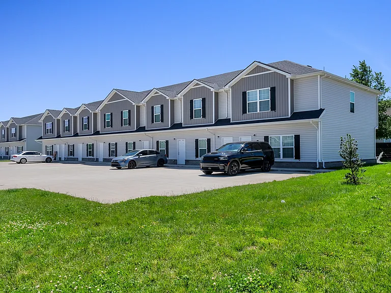 Arrowood Farms Townhomes — Photo 22