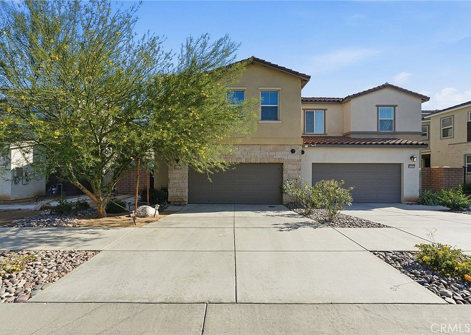 1st image of 84675 Lago Breeza Dr