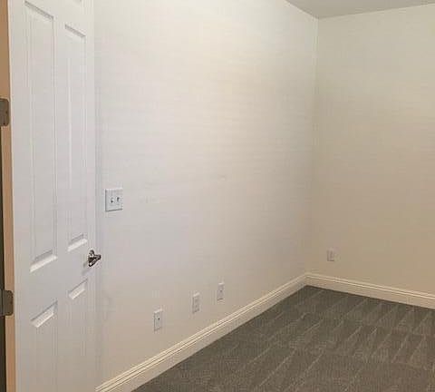 4th image of 4413 Hacienda Dr
