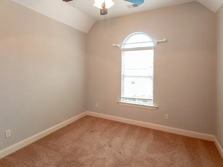 3145 Pinetree Loop N — Photo 15