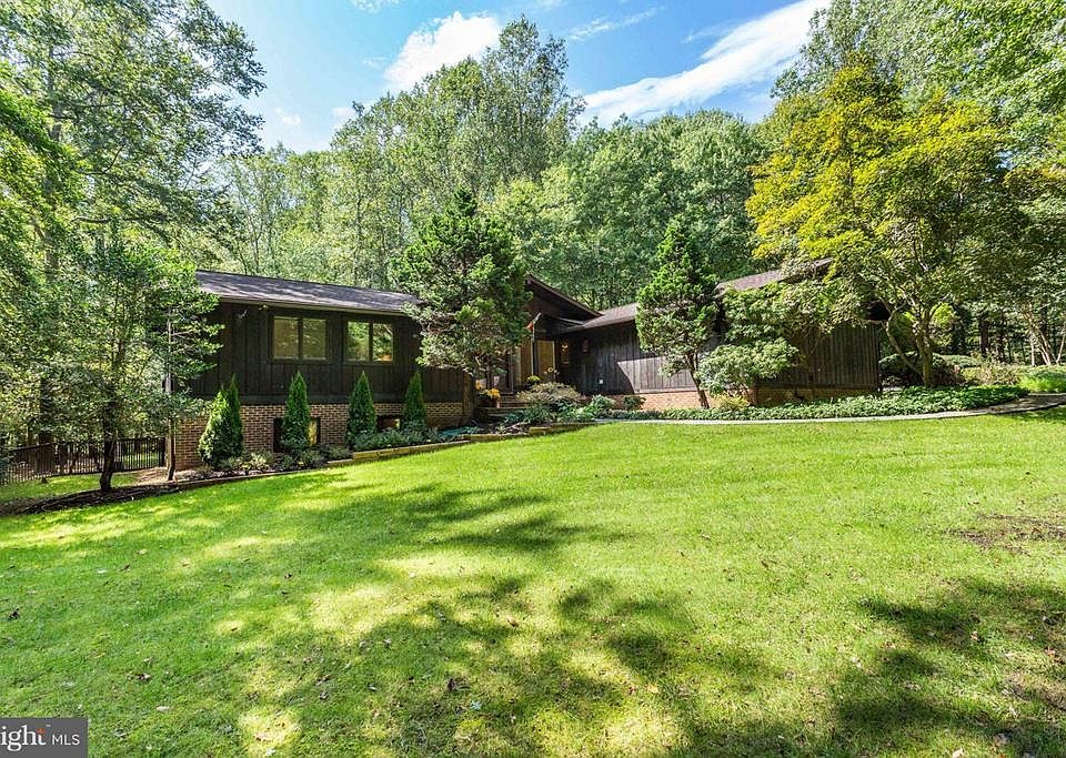 1st image of 6416 Kilkenny Ln