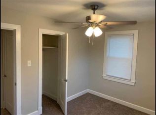 211 N 5th St #3, Hampton, VA 23664