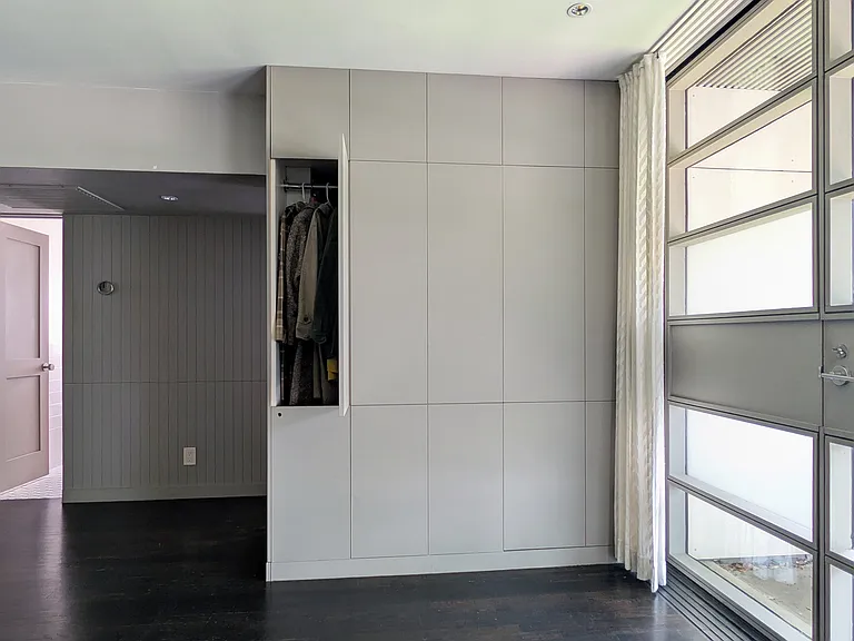 10026 Lake Gardens Dr — Photo 11