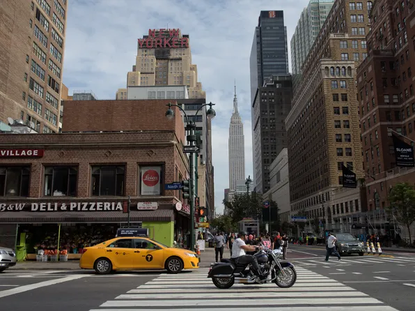 411 West 35th Street image 15 of 19