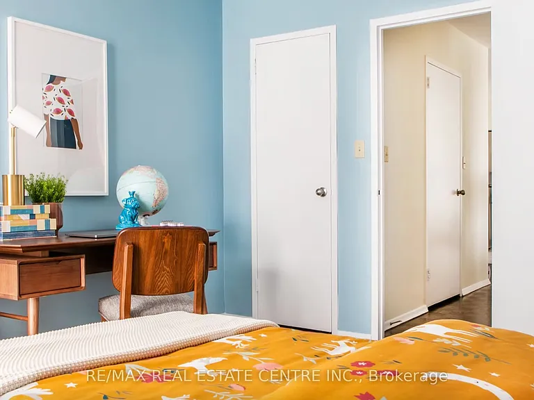 50 Graydon Hall Dr #108 — Photo 16