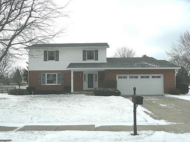 1st image of 1915 Beckert Dr