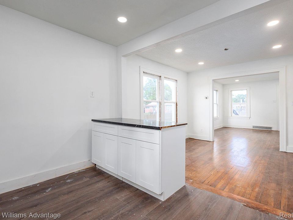 20257 Stoepel St, photo 12