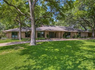 5223 Springmeadow Dr, Dallas, TX 75229